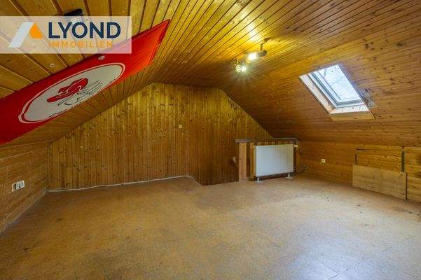 Schlafzimmer Dachgeschoss