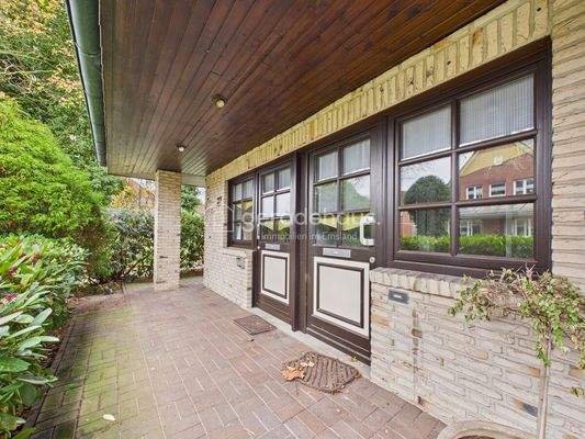 CAM03818G0-PR0073-STILL027