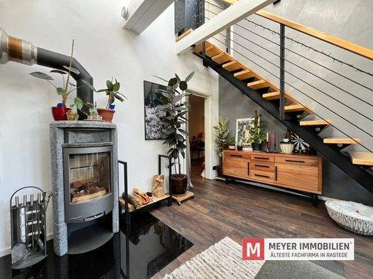 Zentraler Kaminofen in der Wohnung