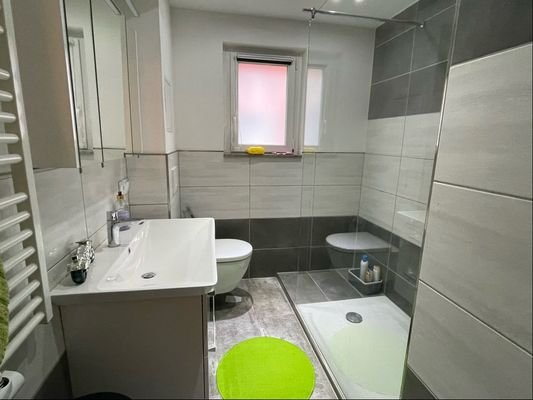 Badezimmer 2.OG
