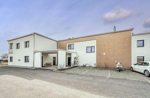 Wohnhausanlage in Hadres