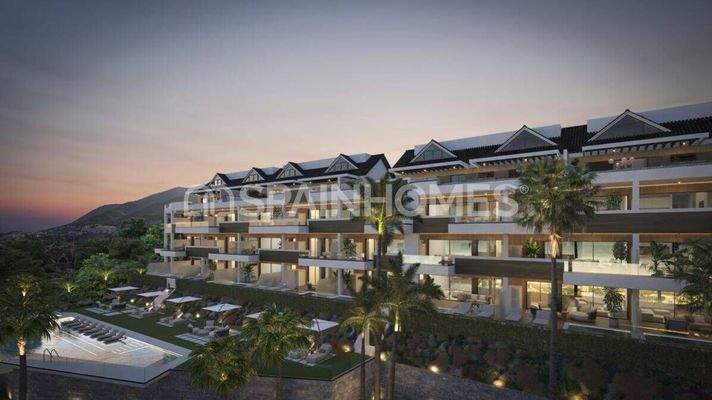 Elegant Apartments with Extensive Amenities in Benalmádena