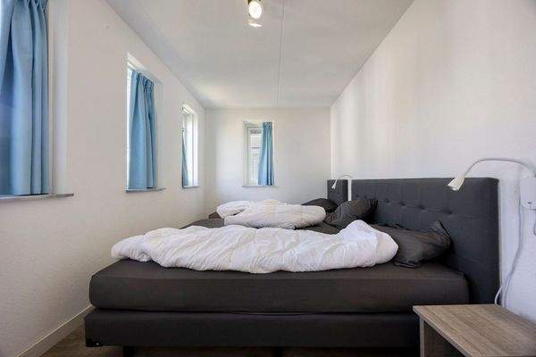 Hauptschlafzimmer Villa Cape Helius Großer Kleider