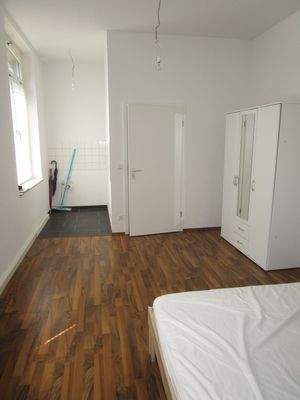 Wohn u. Schlafzimmer (2)