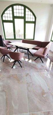 Detail Boden im Anbau nach Osten