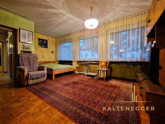 EG: Wohnraum ca. 19,27 m²