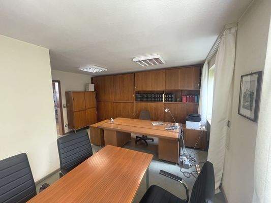 Chefbüro im Erdgeschoss