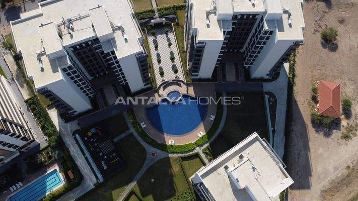 Renovated 4-Bedroom Furnished Villa by the Beach in Konyaaltı Liman