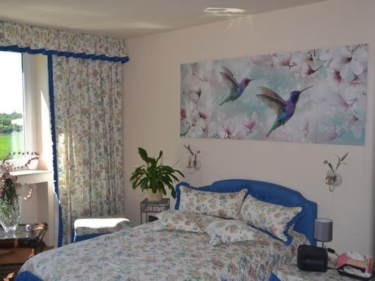 Schlafzimmer 1