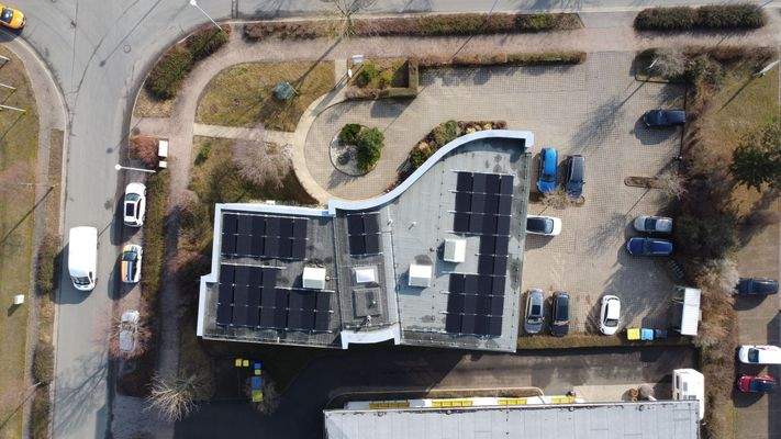 Drohnenaufnahme Gebäude Dach