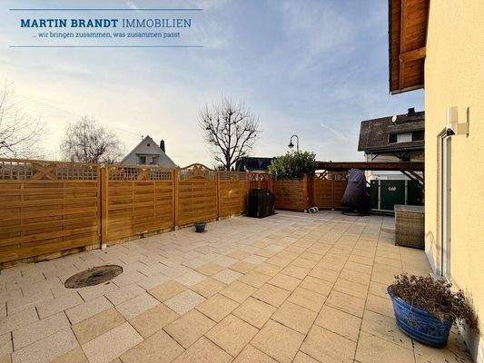 Südwest Terrasse des Hauses