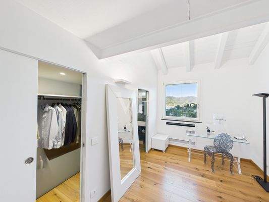 Villa 2 camera guardaroba studio