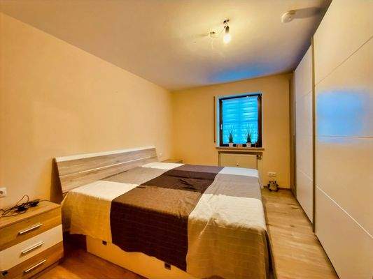 optional inklusive Schlafzimmerausstattung