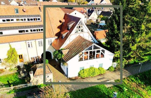 Hausansicht Gesamtaufnahme