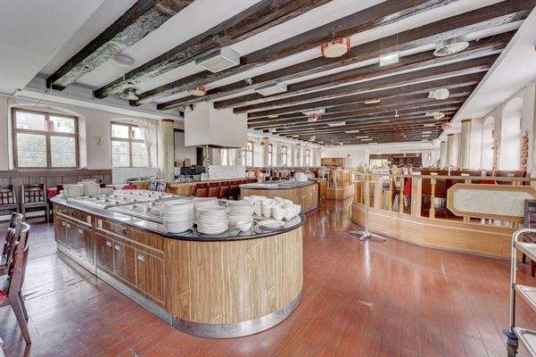 Buffet im Veranstaltungssaal