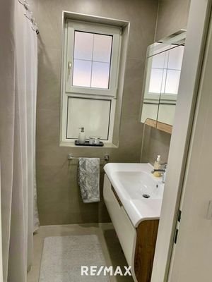 Badezimmer im Erdgeschoss