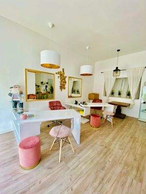 Studio-Bolzano-Bozen-Hauptstadt-Geschäft-Kosmetiksalon-Nagelstudio-studio bellezza