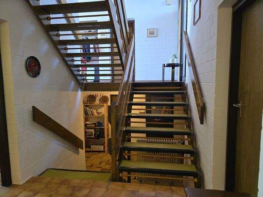  Treppenhaus UG