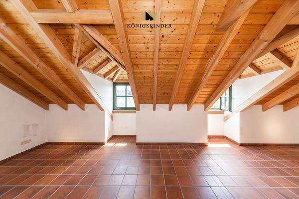 DG: Wohn-/ Schlaf-/ Essbereich