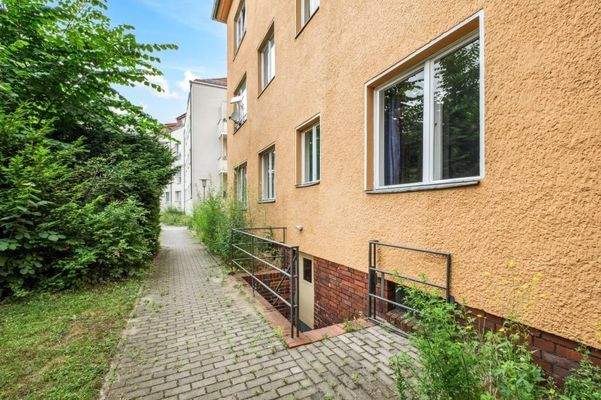 backbone_504852-A_018_WEB