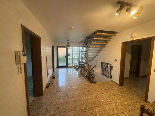 Treppenhaus Eingang.jpg