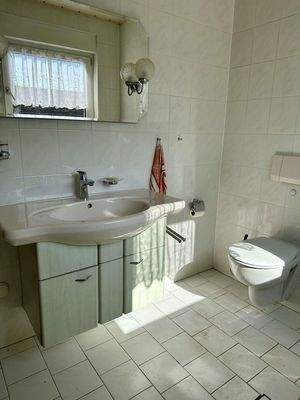 Badezimmer im EG