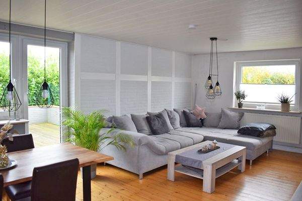 9118AL-04 Wohnzimmer (1)