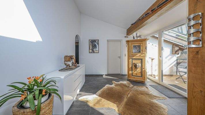 KITZIMMO-exklusive Dachgeschosswohnung kaufen - Immobilien Kitzbühel.