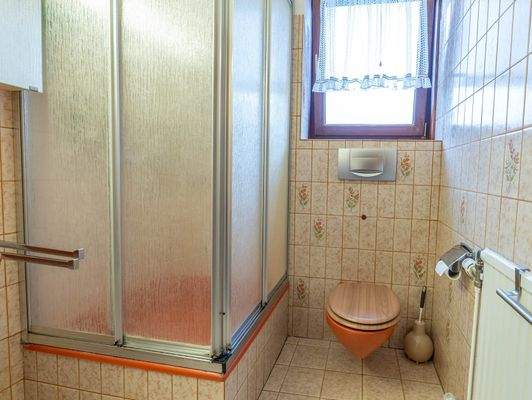 Duschbad große Wohneinheit