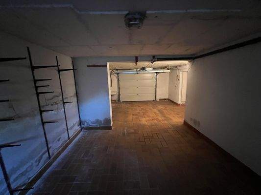 Garage mit Abstellraum