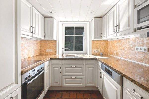 Hochwertige Landhausküche