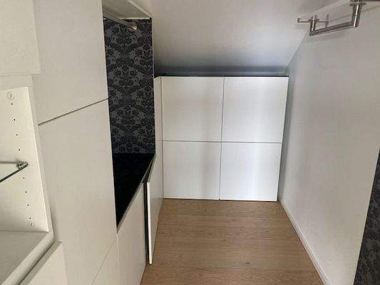 Begehbarer Schrank