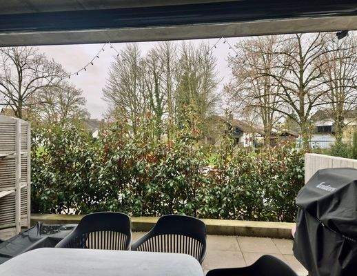 überdachte Terrasse.jpeg