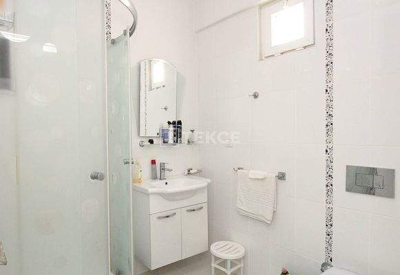 Furnished Semi-Detached Villa with Pool in Kadriye Antalya