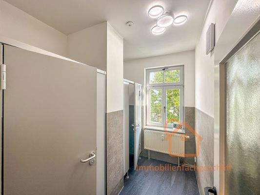 Moderne Toilettenanlage