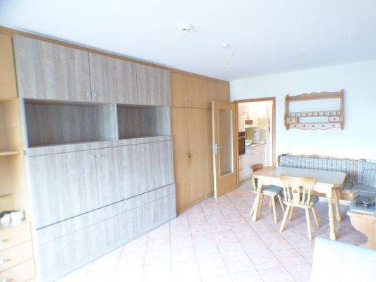 Wohnen/Schlafen mit Schrankbett