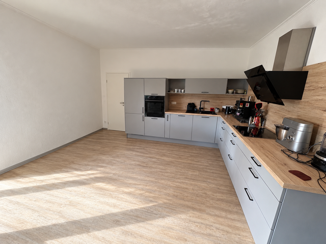 Moderne Staffelgeschosswohnung in Stade-Campe - Photo 1
