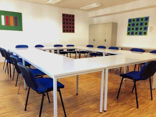 Schulungsraum separat mietbar oder für viele Arbeitsplätze