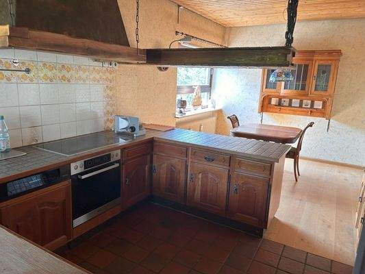 05 Küche & Essbereich OG