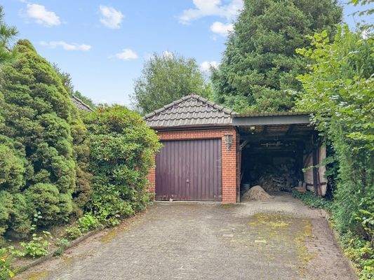Garage und Carport