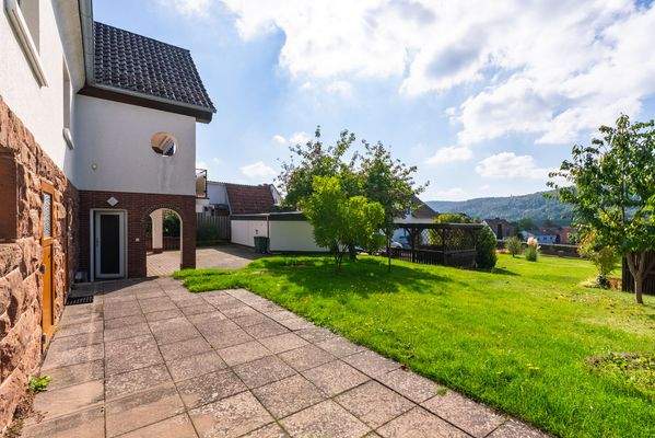 Terrasse im Kellergeschoss
