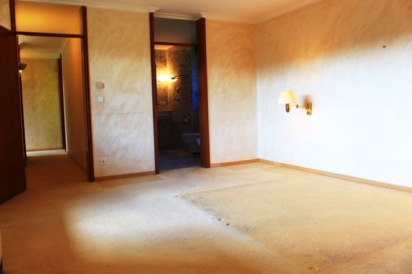 Schlafzimmer zum Bad