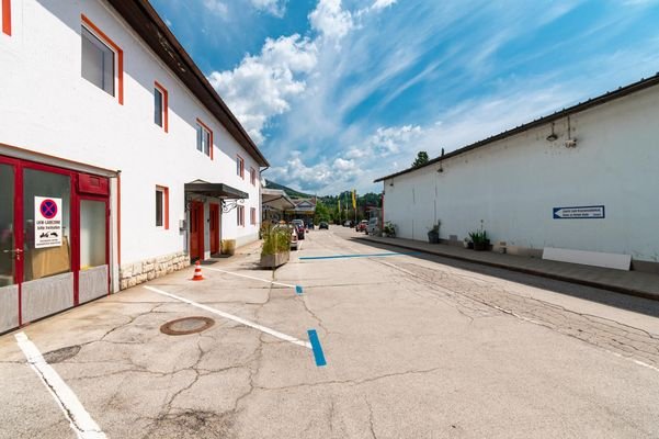 Löwen_Immobilientreuhand_Gewerbeliegenschaft_Grund