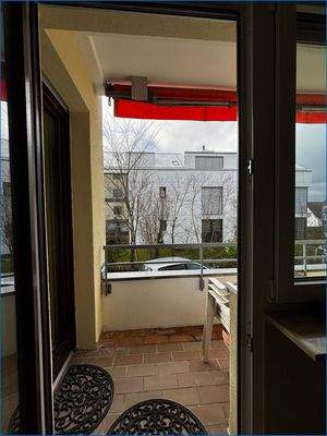 Zugang kleiner Balkon