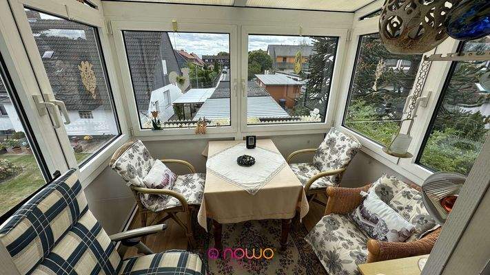 Überdachter Balkon OG