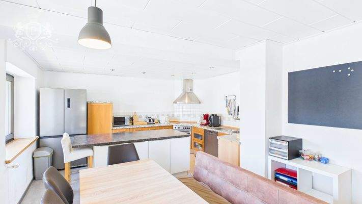 CAM01984G0-PR0423-STILL018