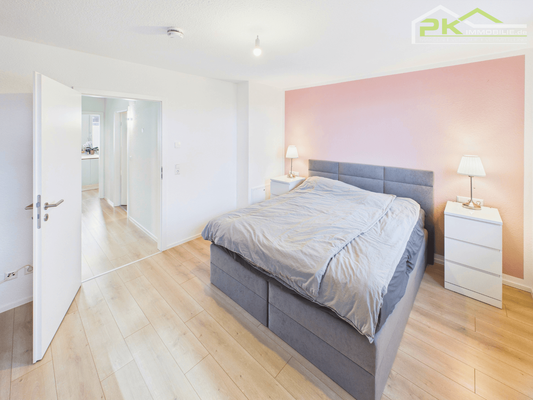 Elternschlafzimmer OG