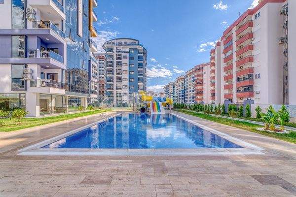 Furnished Apartment in Alanya Mahmutlar Center