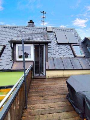 Dach mit Naturschiefer und Solar