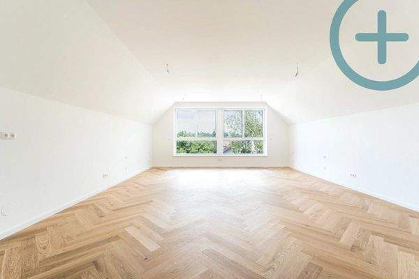 Wohn/Kinderzimmer DG